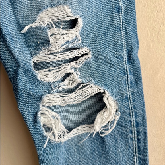 Levi’s 501 Skinny Jean - Picture 3 of 6